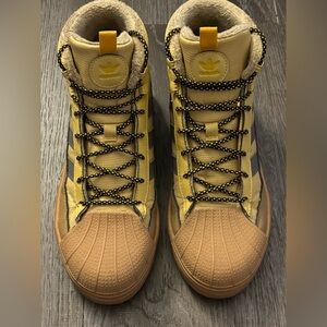 adidas Superstar Winter Trek Boot J Oat Charcoal ID1021